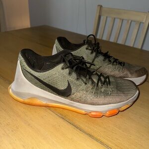 KD8 “Easy Euro” sz 13